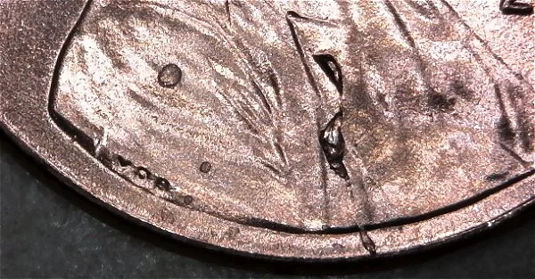 2025---P-Lincoln-Shield-Cents-With-Die-Crack-And-Die-Chips/Interior-Die-Breaks